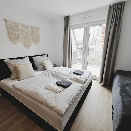 Ticasa Boho - Zentral-outlet-balkon-parkplatz-smarttv-unique Apartment *